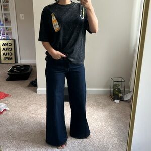 Modelo beer graphic Tee. M